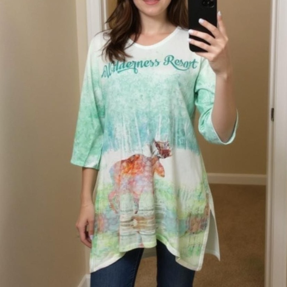 Wilderness Resort Tunic Tee Sz Small Moose Scene with Waterfall Hem Pastel Vaca